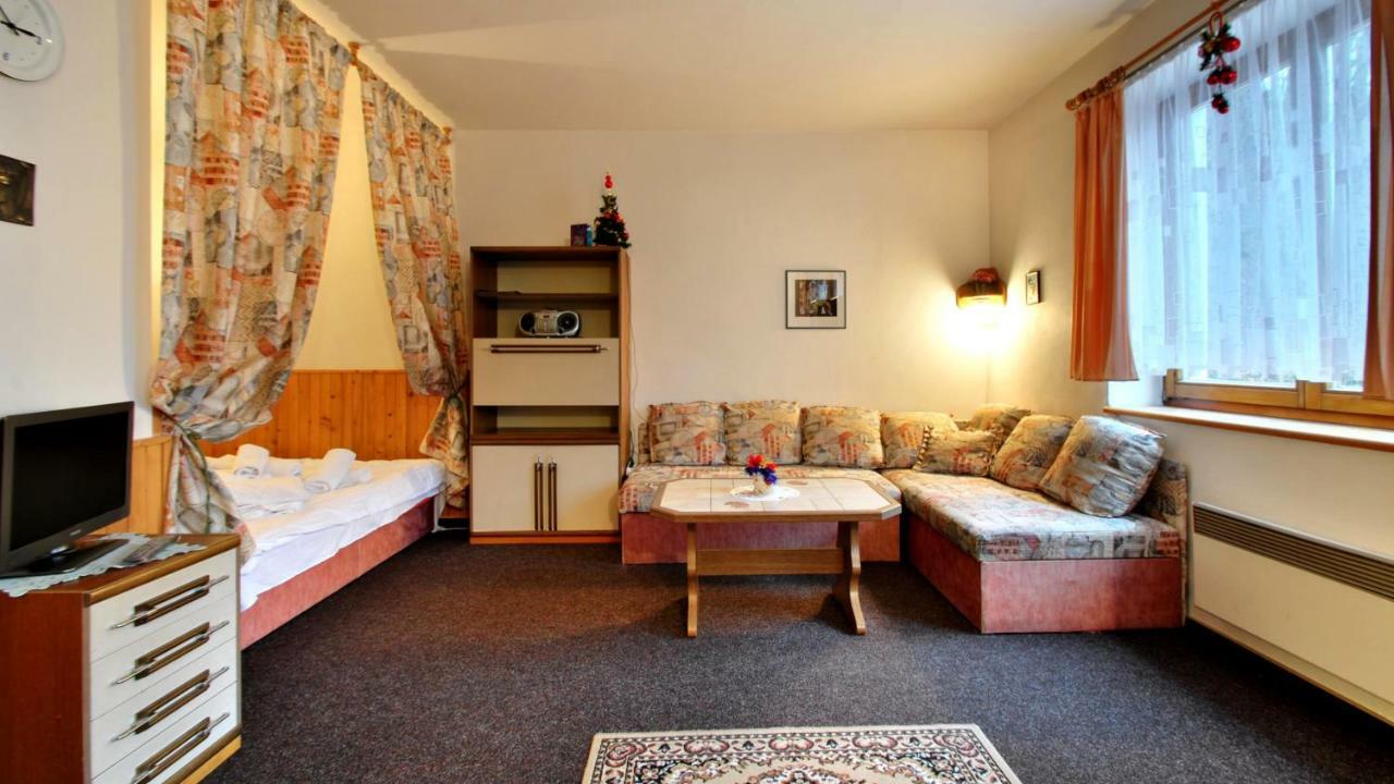 Ski - Apartment Рокицани Экстерьер фото